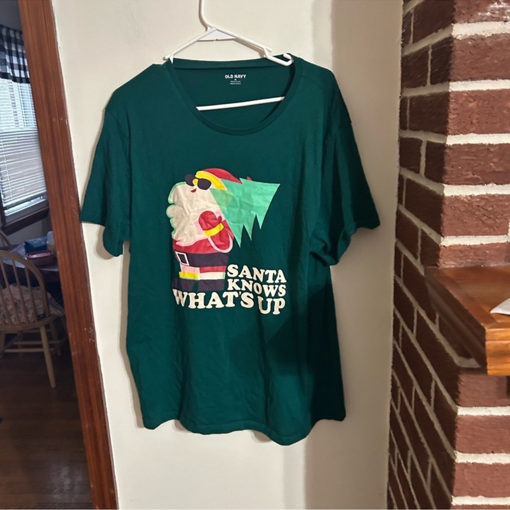 Old Navy Size XL Santa Christmas Teal Graphic T-Shirt